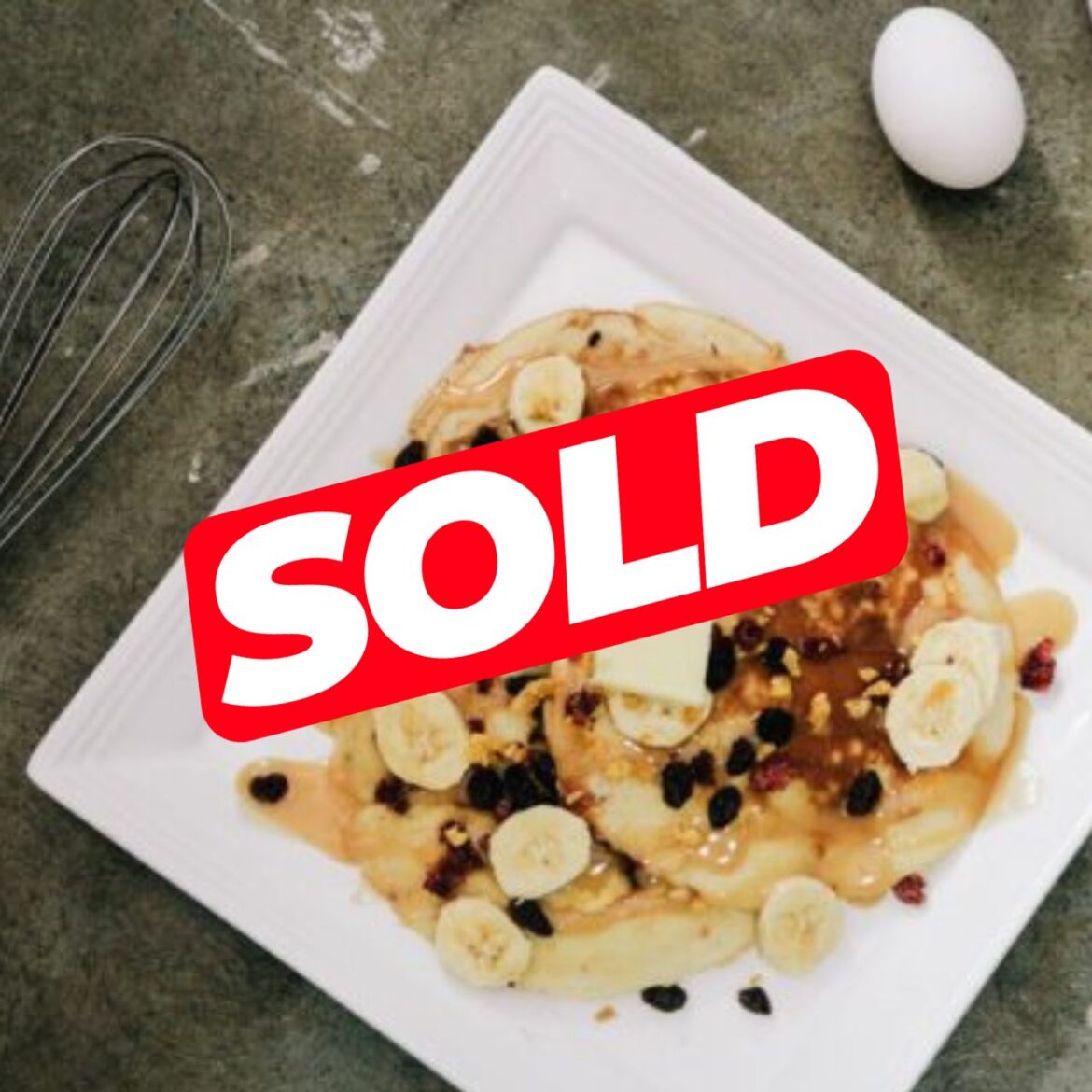 Πωλείται κρεπερί στην Σαντορίνη