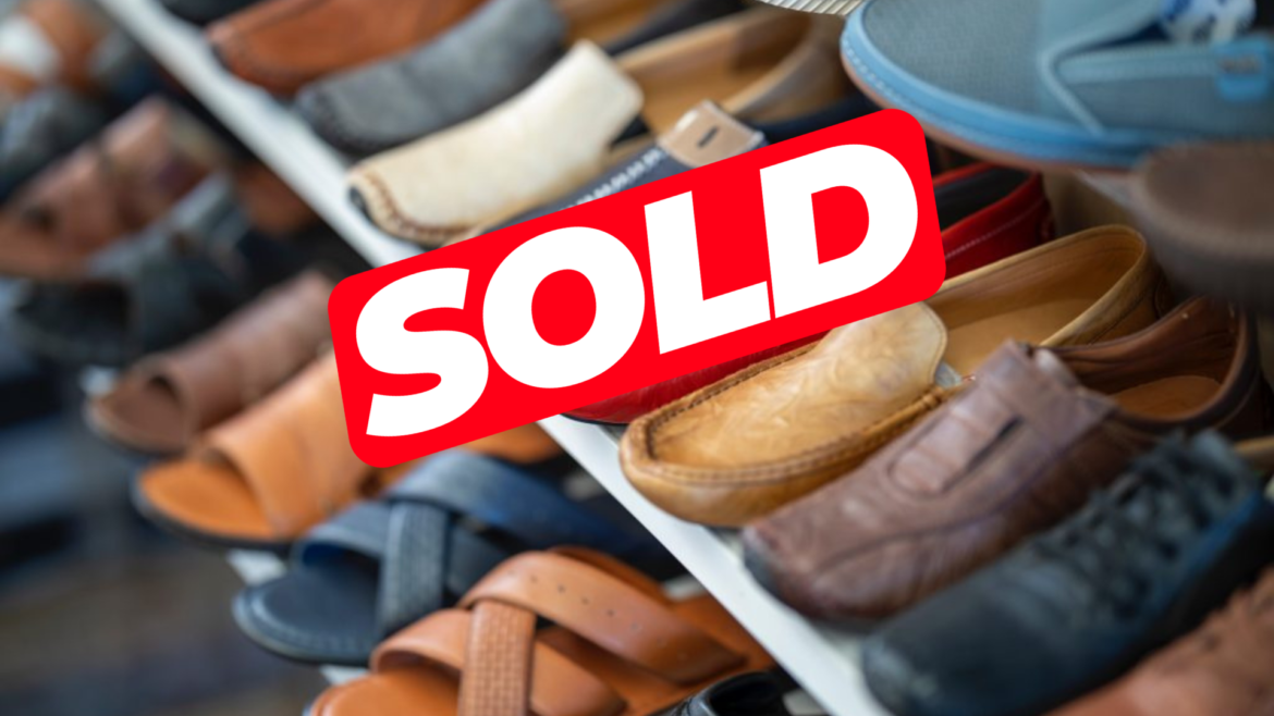 Πωλείται επιχείρηση ένδυσης και υπόδησης στο Χαλάνδρι