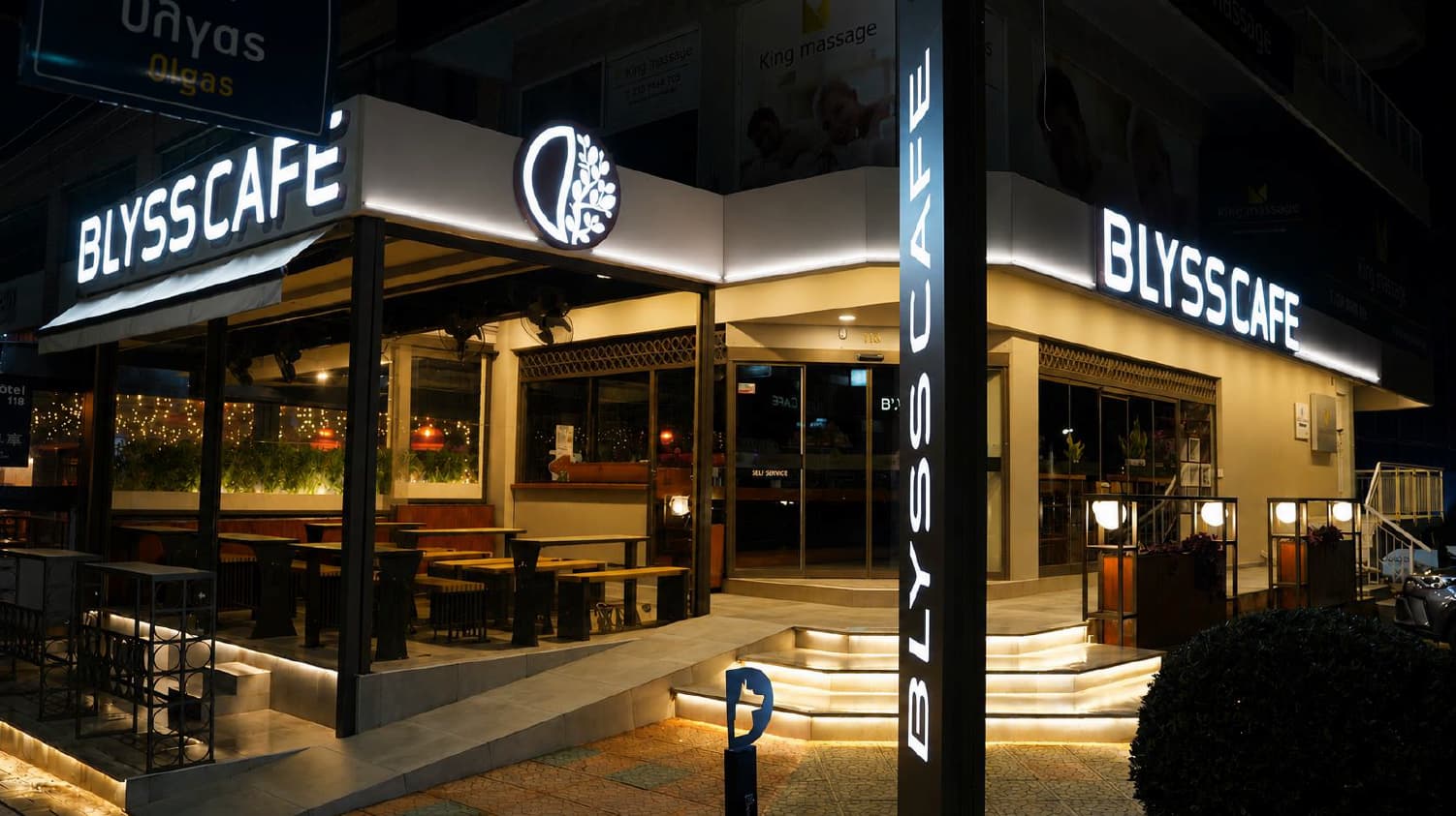 BLYSSCAFE franchise κατάστημα Luxury Street Coffee
